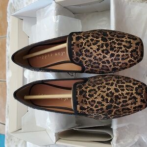Copper Key Women Dressy Loafers, Leopard Pattern, NWB, Size 7